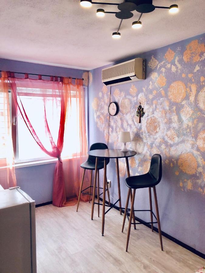 Varnainnholiday Colorito Extérieur photo